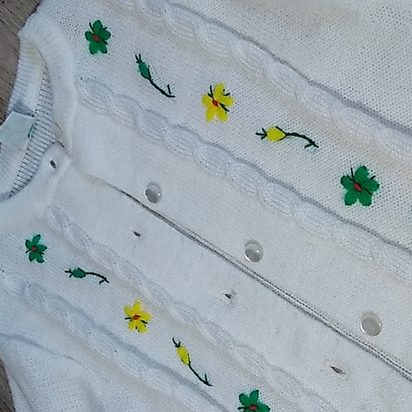 Vintage 80s JC Penney Girl's Floral Cardigan Sweater size 7/8 - Picture 2 of 5